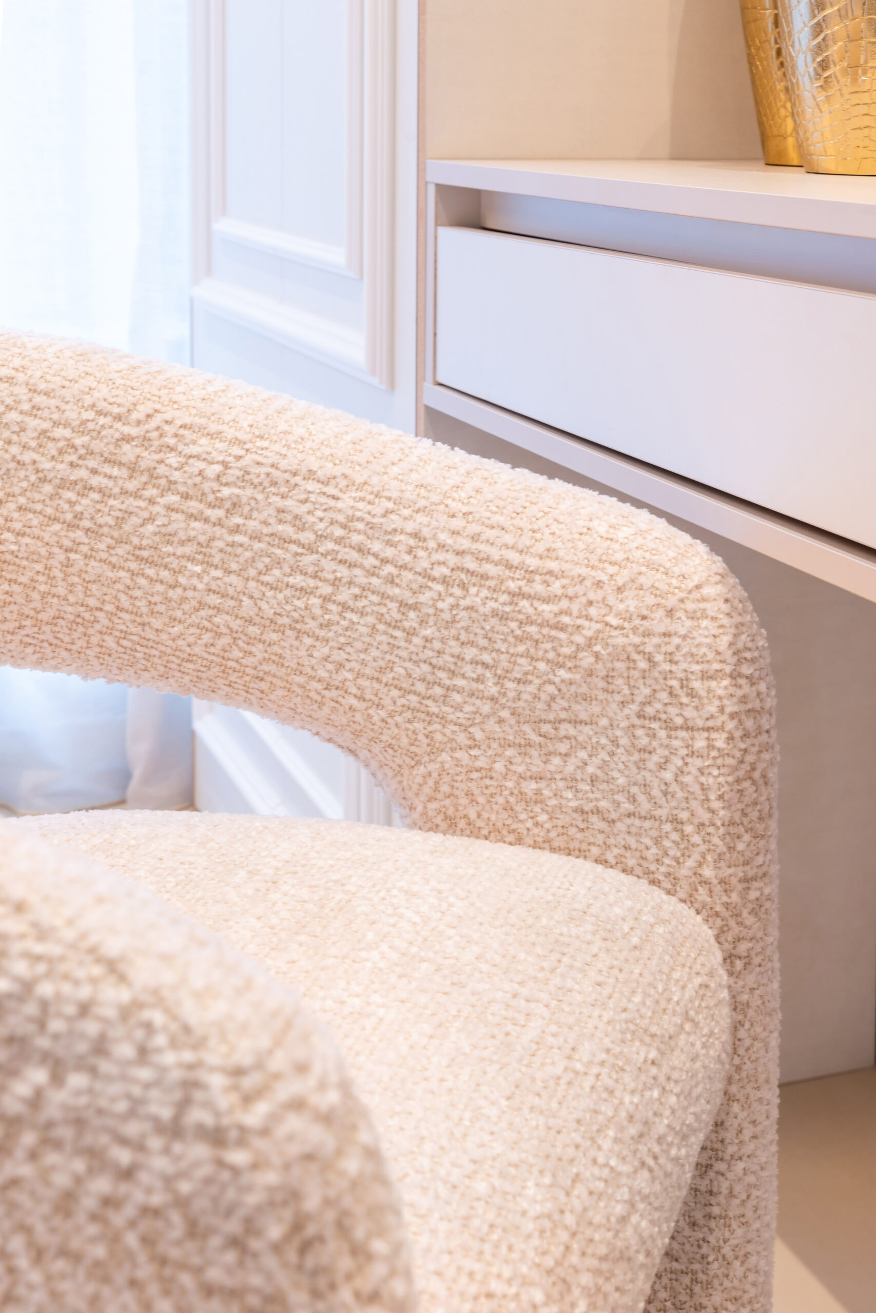 Esszimmerstuhl Belle lovely cream fire retardant – Bild 11